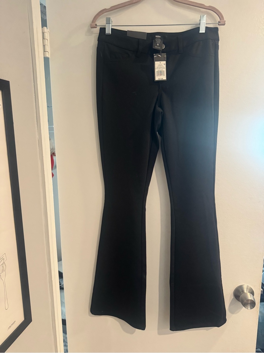 Mossimo Supply Co. Black Flare Pants Women’s Size 6 Mid Rise NWT